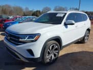 ✅ 2021 Volkswagen Atlas SEL Premium • VIN: 1V2TR2CA8MC562198 • Lot: 41853528. Wystawiony na IAAI z przebiegiem 57 413 mil. Bezpłatny archiwum sprzedaży aukcyjnych z USA i szczegółowy raport historii pojazdu na DreamBid. Zdjęcie 17.