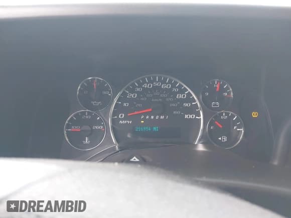 ✅ 2016 Chevrolet Express Cargo • VIN: 1GCWGAFG1G1311277 • Lot: 41526395. Listed on IAAI with 216,954 mi. Free auction sales archive from the USA and detailed vehicle history report at DreamBid. Image 7.