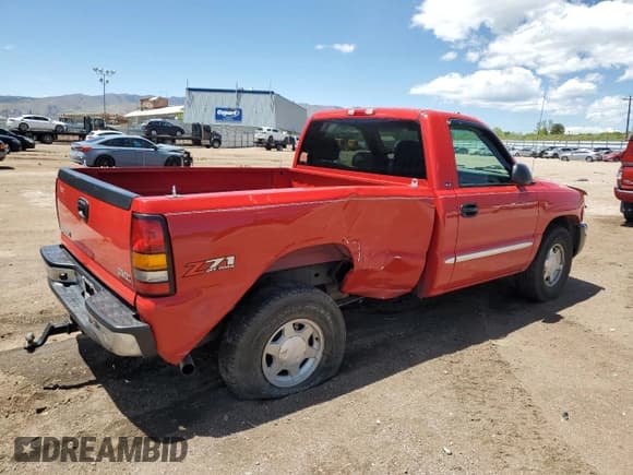 ✅ 2004 GMC Sierra 1500 SLE • VIN: 1GTEK14TX4Z136535 • Лот: 57895655. Опубликован ранее на Copart с пробегом 97 445 миль. Бесплатный доступ к архиву аукционных продаж из США и подробный отчёт об истории автомобиля на DreamBid. Изображение 3.