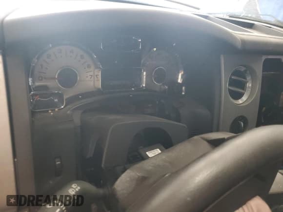 ✅ 2014 Ford Expedition Max Limited • VIN: 1FMJK2A54EEF27498 • Лот: 54778045. Опубликован ранее на Copart с пробегом Не указан. Бесплатный доступ к архиву аукционных продаж из США и подробный отчёт об истории автомобиля на DreamBid. Изображение 9.