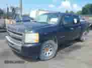 2009 Chevrolet Silverado 1500 LS z VIN 3GCEK13C99G227823, wystawiony jako IAAI lot #42982976 z przebiegiem 133 605 mil mil oraz . Historia ofert i sprzedaży dostępna na DreamBid. Obrazek 17.