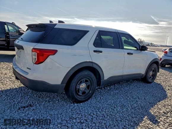 ✅ 2021 Ford Police Interceptor Utility • VIN: 1FM5K8AB8MGA42732 • Lot: 91066675. Wystawiony na Copart z przebiegiem 55 925 mil. Bezpłatny archiwum sprzedaży aukcyjnych z USA i szczegółowy raport historii pojazdu na DreamBid. Zdjęcie 3.