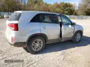 ✅ 2014 Kia Sorento LX • VIN: 5XYKT3A60EG539465 • Lot: 92110925. Listed on Copart with 113,645 mi. Free auction sales archive from the USA and detailed vehicle history report at DreamBid. Image 3.