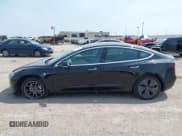✅ 2018 Tesla Model 3 Long Range Battery • VIN: 5YJ3E1EB0JF183904 • Лот: 43152281. Опубликован ранее на IAAI с пробегом 81 108 миль. Бесплатный доступ к архиву аукционных продаж из США и подробный отчёт об истории автомобиля на DreamBid. Изображение 12.