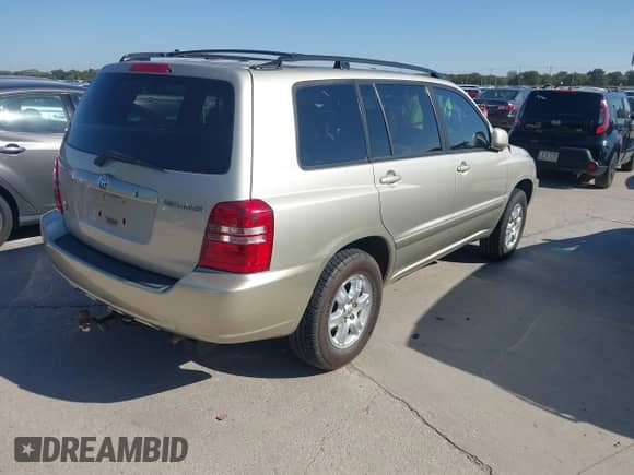 2002 Toyota Highlander Limited z VIN JTEGF21A720071324, wystawiony jako IAAI lot #43498329 z przebiegiem 268 551 mil mil oraz . Historia ofert i sprzedaży dostępna na DreamBid. Obrazek 4.