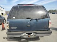 ✅ 1998 Ford Expedition XLT • VIN: 1FMRU1769WLB17414 • Lot: 46218715. Wystawiony na Copart z przebiegiem 274 169 mil. Bezpłatny archiwum sprzedaży aukcyjnych z USA i szczegółowy raport historii pojazdu na DreamBid. Zdjęcie 6.