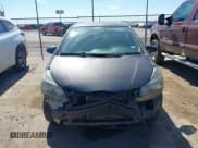 ✅ 2015 Toyota Yaris L • VIN: VNKKTUD35FA021450 • Lot: 43458093. Wystawiony na IAAI z przebiegiem 94 826 mil. Bezpłatny archiwum sprzedaży aukcyjnych z USA i szczegółowy raport historii pojazdu na DreamBid. Zdjęcie 12.