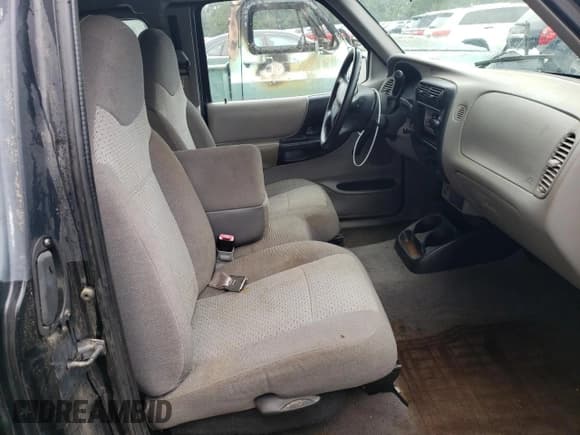 ✅ 2000 Mazda B-Series SE • VIN: 4F4YR16V1YTM09644 • Лот: 71203224. Опубликован ранее на Copart с пробегом 112 540 миль. Бесплатный доступ к архиву аукционных продаж из США и подробный отчёт об истории автомобиля на DreamBid. Изображение 10.