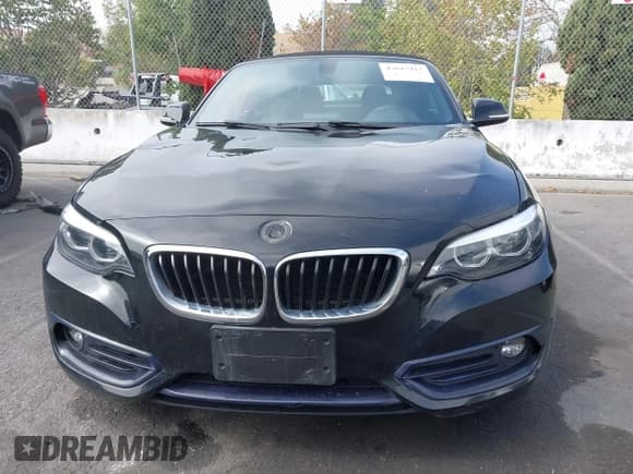 ✅ 2018 BMW 2 Series 230i • VIN: WBA2M7C52JVA97431 • Lot: 43617915. Wystawiony na IAAI z przebiegiem 67 593 mil. Bezpłatny archiwum sprzedaży aukcyjnych z USA i szczegółowy raport historii pojazdu na DreamBid. Zdjęcie 13.