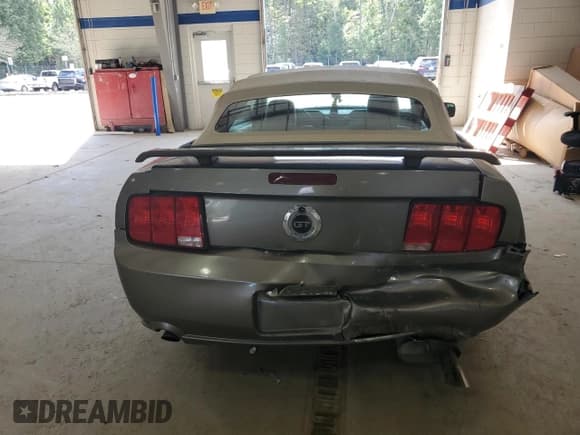 ✅ 2005 Ford Mustang GT Deluxe • VIN: 1ZVFT85H655257671 • Lot: 82188385. Listed on Copart with 159,849 mi. Free auction sales archive from the USA and detailed vehicle history report at DreamBid. Image 6.