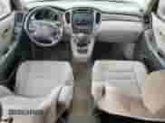 2001 Toyota Highlander с VIN JTEGD21A010011082, выставлен на аукционе Copart как лот 84343474 с пробегом 290 820 миль миль и Чистый • Clean title. История ставок и продаж доступна на DreamBid. Изображение 8.