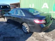 ✅ 2011 Toyota Camry LE • VIN: 4T1BF3EK3BU190340 • Lot: 41834193. Wystawiony na IAAI z przebiegiem 225 492 mil. Bezpłatny archiwum sprzedaży aukcyjnych z USA i szczegółowy raport historii pojazdu na DreamBid. Zdjęcie 3.