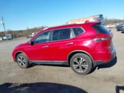 ✅ 2017 Nissan Rogue SL • VIN: JN8AT2MV8HW272063 • Lot: 43677466. Listed on IAAI with 106,938 mi. Free auction sales archive from the USA and detailed vehicle history report at DreamBid. Image 14.