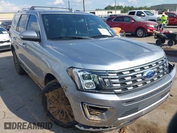 ✅ 2021 Ford Expedition Limited • VIN: 1FMJU1KT0MEA56014 • Lot: 43250236. Wystawiony na IAAI z przebiegiem 82 950 mil. Bezpłatny archiwum sprzedaży aukcyjnych z USA i szczegółowy raport historii pojazdu na DreamBid. Zdjęcie 1.