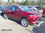 ✅ 2024 Buick Encore GX Preferred • VIN: KL4AMCSL8RB155568 • Лот: 41231783. Опубликован ранее на IAAI с пробегом 10 945 миль. Бесплатный доступ к архиву аукционных продаж из США и подробный отчёт об истории автомобиля на DreamBid. Изображение 1.