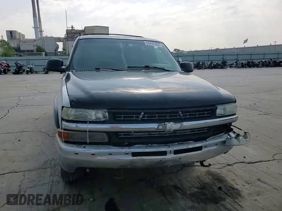 2001 Chevrolet Suburban LT с VIN 3GNFK16T21G107194, выставлен на аукционе Copart как лот 68445204 с пробегом 182 682 миль миль и Списание • Salvage title. История ставок и продаж доступна на DreamBid. Изображение 11.