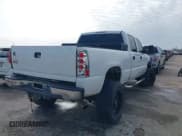 ✅ 2001 Chevrolet Silverado 2500HD LS • VIN: 1GCHK23U51F199522 • Lot: 41552550. Wystawiony na IAAI z przebiegiem 291 272 mil. Bezpłatny archiwum sprzedaży aukcyjnych z USA i szczegółowy raport historii pojazdu na DreamBid. Zdjęcie 4.