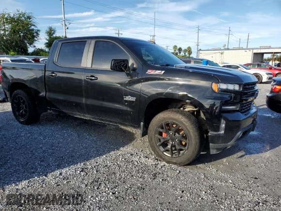 ✅ 2020 Chevrolet Silverado 1500 RST • VIN: 3GCUYEETXLG297479 • Лот: 81387915. Опубликован ранее на Copart с пробегом Не указан. Бесплатный доступ к архиву аукционных продаж из США и подробный отчёт об истории автомобиля на DreamBid. Изображение 4.