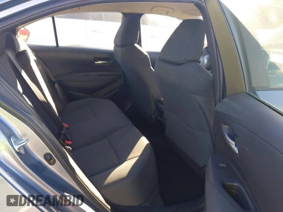 ✅ 2021 Toyota Corolla LE • VIN: JTDEPMAE8MJ151509 • Lot: 43643046. Listed on IAAI with 95,311 mi. Free auction sales archive from the USA and detailed vehicle history report at DreamBid. Image 8.