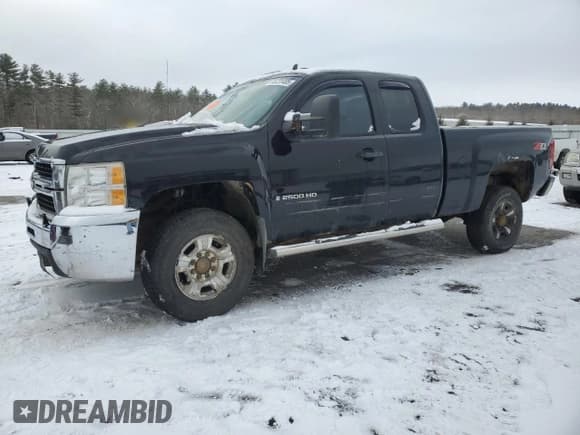 ✅ 2009 Chevrolet Silverado 2500HD LT • VIN: 1GCHK59619E146246 • Лот: 46731405. Опубликован ранее на Copart с пробегом Не указан. Бесплатный доступ к архиву аукционных продаж из США и подробный отчёт об истории автомобиля на DreamBid. Изображение 1.