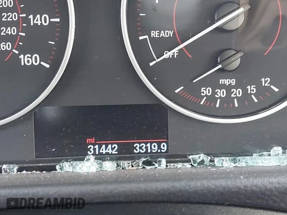 ✅ 2018 BMW 3 Series 330i xDrive • VIN: WBA8D9C56JA616216 • Lot: 43522308. Listed on IAAI with 31,442 mi. Free auction sales archive from the USA and detailed vehicle history report at DreamBid. Image 15.