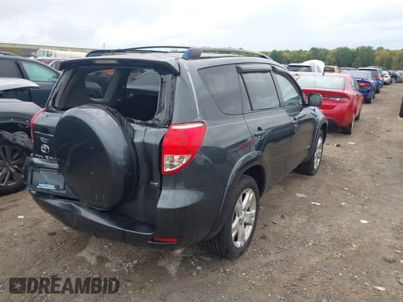 ✅ 2006 Toyota RAV4 Sport • VIN: JTMBD32V066003722 • Lot: 43381828. Listed on IAAI with 166,155 mi. Free auction sales archive from the USA and detailed vehicle history report at DreamBid. Image 4.