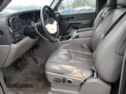 ✅ 2004 Chevrolet Suburban LS • VIN: 1GNFK16Z64J143512 • Лот: 46996085. Опубликован ранее на Copart с пробегом 324 596 миль. Бесплатный доступ к архиву аукционных продаж из США и подробный отчёт об истории автомобиля на DreamBid. Изображение 7.