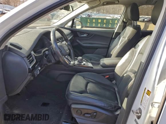 ✅ 2019 Audi Q7 Prestige • VIN: WA1VAAF70KD026665 • Лот: 92529065. Опубликован ранее на Copart с пробегом 122 690 миль. Бесплатный доступ к архиву аукционных продаж из США и подробный отчёт об истории автомобиля на DreamBid. Изображение 7.