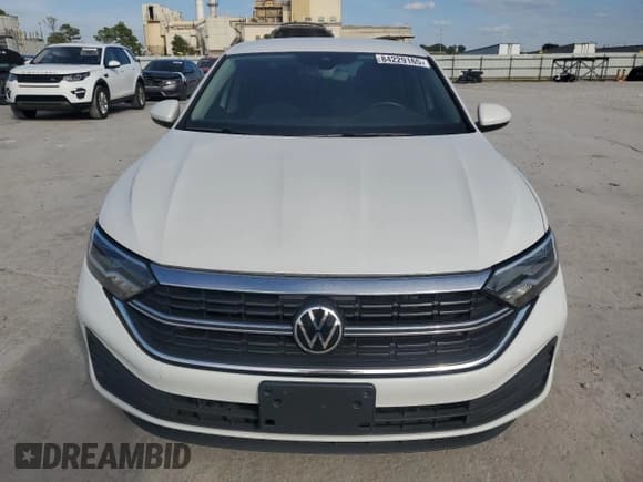 ✅ 2022 Volkswagen Jetta SE • VIN: 3VWEM7BU0NM017885 • Лот: 84229165. Опубликован ранее на Copart с пробегом 38 898 миль. Бесплатный доступ к архиву аукционных продаж из США и подробный отчёт об истории автомобиля на DreamBid. Изображение 5.