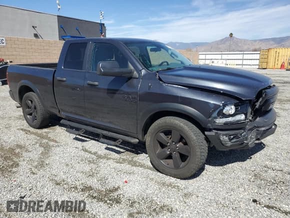 ✅ 2020 Ram 1500 Warlock • VIN: 1C6RR6GG9LS105560 • Лот: 47497255. Опубликован ранее на Copart с пробегом 83 675 миль. Бесплатный доступ к архиву аукционных продаж из США и подробный отчёт об истории автомобиля на DreamBid. Изображение 4.