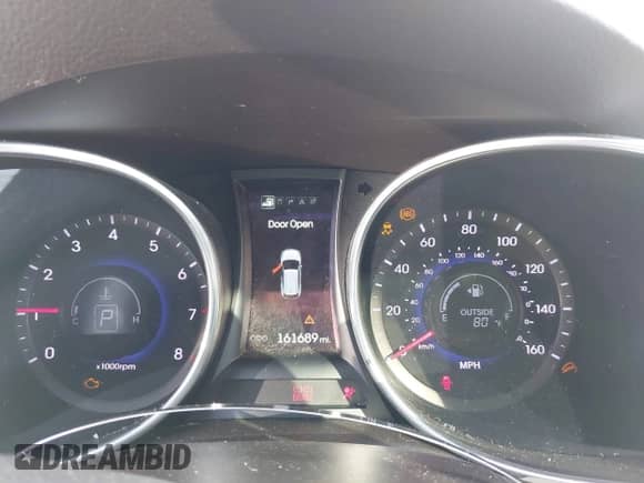 2016 Hyundai Santa Fe z VIN 5XYZU3LB5GG352375, wystawiony jako IAAI lot #43275296 z przebiegiem 161 689 mil mil oraz . Historia ofert i sprzedaży dostępna na DreamBid. Obrazek 7.