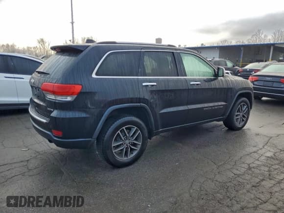 ✅ 2017 Jeep Grand Cherokee Limited • VIN: 1C4RJFBG1HC631142 • Lot: 94058395. Listed on Copart with 149,189 mi. Free auction sales archive from the USA and detailed vehicle history report at DreamBid. Image 3.