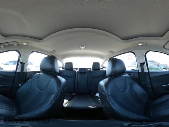 ✅ 2014 Ford Focus Titanium • VIN: 1FADP3J23EL237429 • Lot: 43358765. Listed on IAAI with 138,960 mi. Free auction sales archive from the USA and detailed vehicle history report at DreamBid. Image 18.