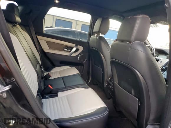 ✅ 2020 Land Rover Discovery Sport S R-Dynamic • VIN: SALCT2FX3LH860719 • Лот: 85756385. Опубликован ранее на Copart с пробегом 47 859 миль. Бесплатный доступ к архиву аукционных продаж из США и подробный отчёт об истории автомобиля на DreamBid. Изображение 11.