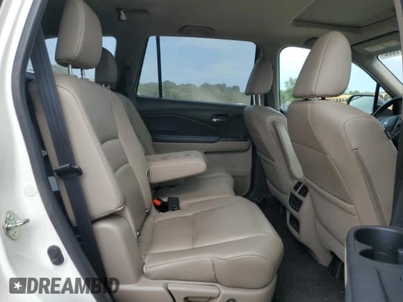 ✅ 2017 Honda Pilot EX-L • VIN: 5FNYF6H77HB031118 • Lot: 81370035. Listed on Copart with 166,144 mi. Free auction sales archive from the USA and detailed vehicle history report at DreamBid. Image 11.