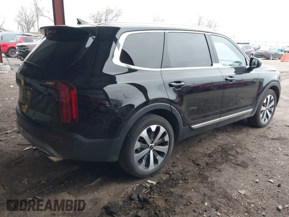 ✅ 2022 Kia Telluride EX • VIN: 5XYP34HC0NG250917 • Lot: 43729386. Listed on IAAI with 40,396 mi. Free auction sales archive from the USA and detailed vehicle history report at DreamBid. Image 4.