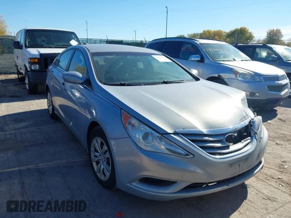 ✅ 2011 Hyundai Sonata GLS • VIN: 5NPEB4AC2BH056639 • Лот: 43538133. Опубликован ранее на IAAI с пробегом 237 580 миль. Бесплатный доступ к архиву аукционных продаж из США и подробный отчёт об истории автомобиля на DreamBid. Изображение 1.