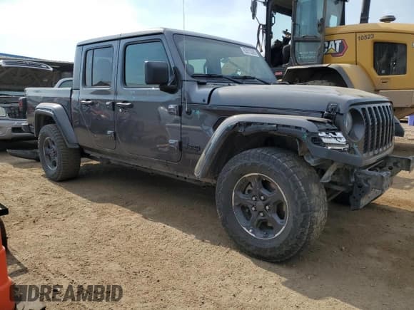 ✅ 2022 Jeep Gladiator Willys • VIN: 1C6JJTAM9NL170097 • Lot: 63013385. Listed on Copart with 49,410 mi. Free auction sales archive from the USA and detailed vehicle history report at DreamBid. Image 4.