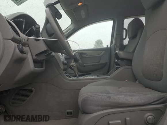 ✅ 2015 Chevrolet Traverse LS • VIN: 1GNKVFKD2FJ222188 • Lot: 72419864. Wystawiony na Copart z przebiegiem 78 416 mil. Bezpłatny archiwum sprzedaży aukcyjnych z USA i szczegółowy raport historii pojazdu na DreamBid. Zdjęcie 7.