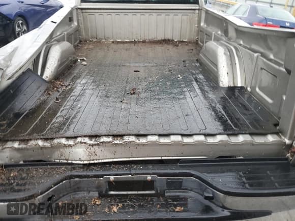 ✅ 2002 Chevrolet Silverado 2500HD • VIN: 1GCHK24GX2E231221 • Lot: 77471974. Listed on Copart with 203,163 mi. Free auction sales archive from the USA and detailed vehicle history report at DreamBid. Image 12.