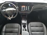 ✅ 2023 Chevrolet Bolt EV 2LT • VIN: 1G1FX6S07P4172656 • Lot: 85106864. Wystawiony na Copart z przebiegiem 35 786 mil. Bezpłatny archiwum sprzedaży aukcyjnych z USA i szczegółowy raport historii pojazdu na DreamBid. Zdjęcie 8.