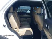 ✅ 2017 Ford Explorer • VIN: 1FM5K7B83HGD35375 • Лот: 42736653. Опубликован ранее на IAAI с пробегом 57 317 миль. Бесплатный доступ к архиву аукционных продаж из США и подробный отчёт об истории автомобиля на DreamBid. Изображение 8.