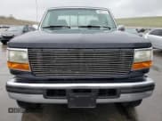 ✅ 1996 Ford F-250 • VIN: 1FTHX26H2TEA23214 • Lot: 56007115. Wystawiony na Copart z przebiegiem 187 372 mil. Bezpłatny archiwum sprzedaży aukcyjnych z USA i szczegółowy raport historii pojazdu na DreamBid. Zdjęcie 5.