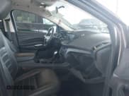 ✅ 2019 Ford Escape SEL • VIN: 1FMCU9HD2KUA85217 • Lot: 43121784. Wystawiony na IAAI z przebiegiem 72 456 mil. Bezpłatny archiwum sprzedaży aukcyjnych z USA i szczegółowy raport historii pojazdu na DreamBid. Zdjęcie 5.