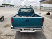 ✅ 1996 Chevrolet S-10 LS • VIN: 1GCCS19X5T8151001 • Лот: 61014964. Опубликован ранее на Copart с пробегом 204 269 миль. Бесплатный доступ к архиву аукционных продаж из США и подробный отчёт об истории автомобиля на DreamBid. Изображение 6.