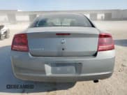 ✅ 2006 Dodge Charger • VIN: 2B3KA43G46H333233 • Лот: 81097705. Опубликован ранее на Copart с пробегом 119 085 миль. Бесплатный доступ к архиву аукционных продаж из США и подробный отчёт об истории автомобиля на DreamBid. Изображение 6.