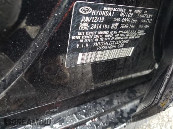 ✅ 2020 Genesis G70 3.3T • VIN: KMTG34LE0LU049668 • Lot: 83812705. Wystawiony na Copart z przebiegiem 82 179 mil. Bezpłatny archiwum sprzedaży aukcyjnych z USA i szczegółowy raport historii pojazdu na DreamBid. Zdjęcie 12.