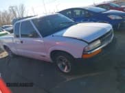 ✅ 2000 Chevrolet S-10 LS • VIN: 1GCCS1953Y8265178 • Лот: 41309075. Опубликован ранее на IAAI с пробегом 206 846 миль. Бесплатный доступ к архиву аукционных продаж из США и подробный отчёт об истории автомобиля на DreamBid. Изображение 1.