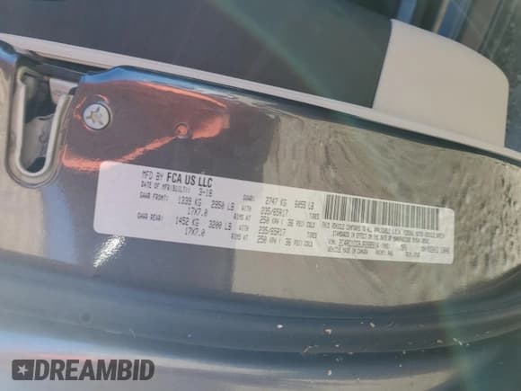 ✅ 2018 Chrysler Pacifica LX • VIN: 2C4RC1CG9JR288914 • Лот: 73937904. Опубликован ранее на Copart с пробегом Не указан. Бесплатный доступ к архиву аукционных продаж из США и подробный отчёт об истории автомобиля на DreamBid. Изображение 14.