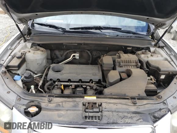 ✅ 2010 Hyundai Santa Fe GLS • VIN: 5NMSG3AB0AH345228 • Lot: 73937304. Listed on Copart with 193,881 mi. Free auction sales archive from the USA and detailed vehicle history report at DreamBid. Image 11.